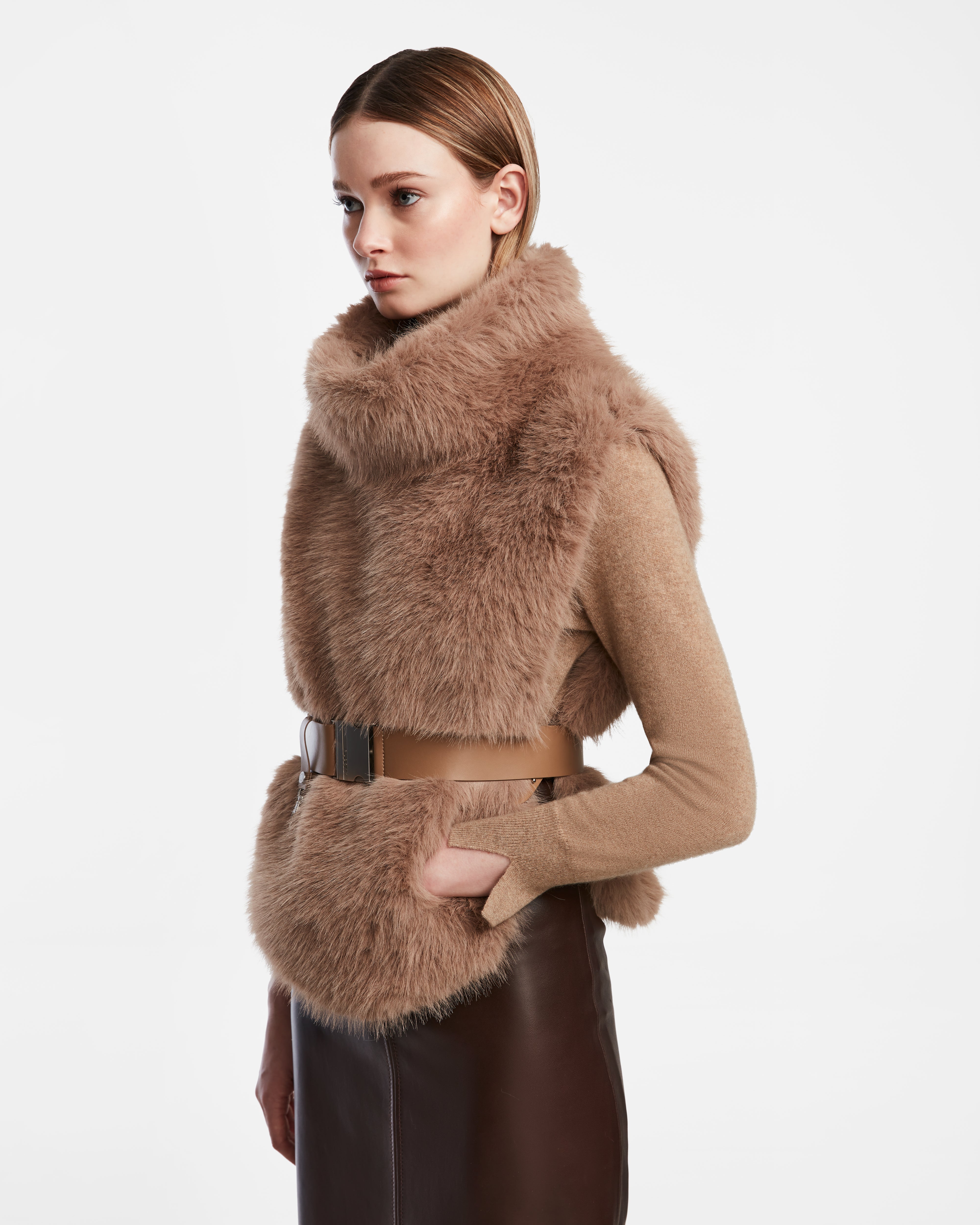 MAULIN Camel Faux Fur Vest - Luxe Mock-Neck & Vegan Leather – Rudsak