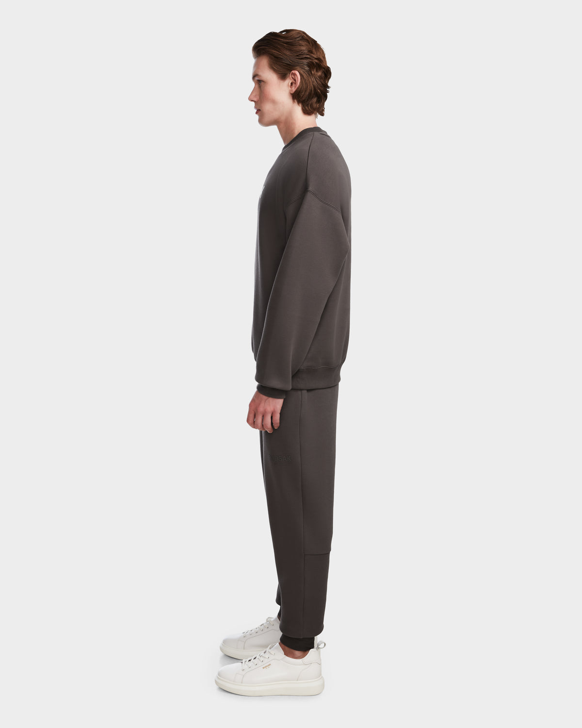RUDSAK BRYN Grey Cotton Crewneck Sweatshirt - Genderless Comfort