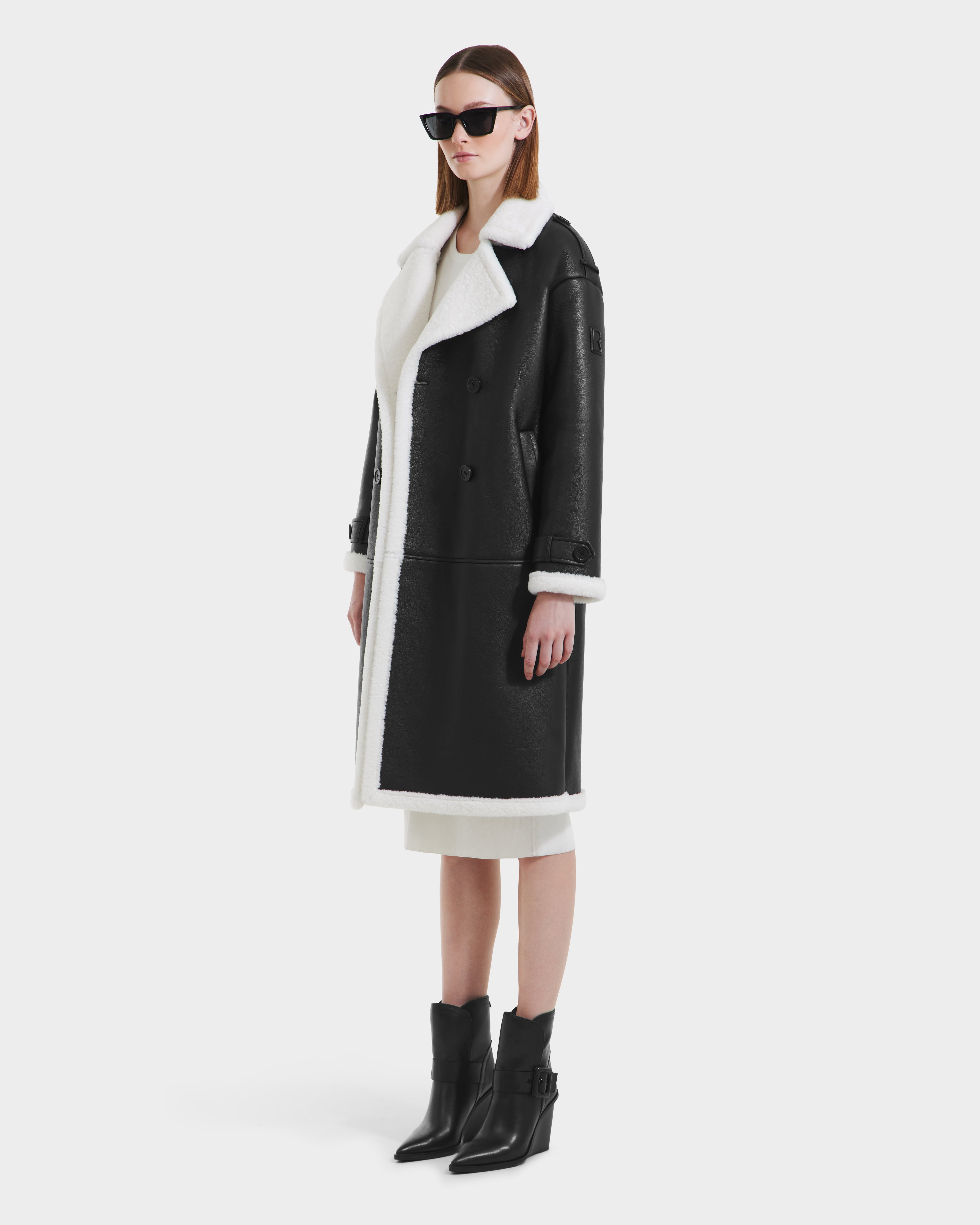 DARCY Black Outerwear: Premium Style & Protection – Rudsak