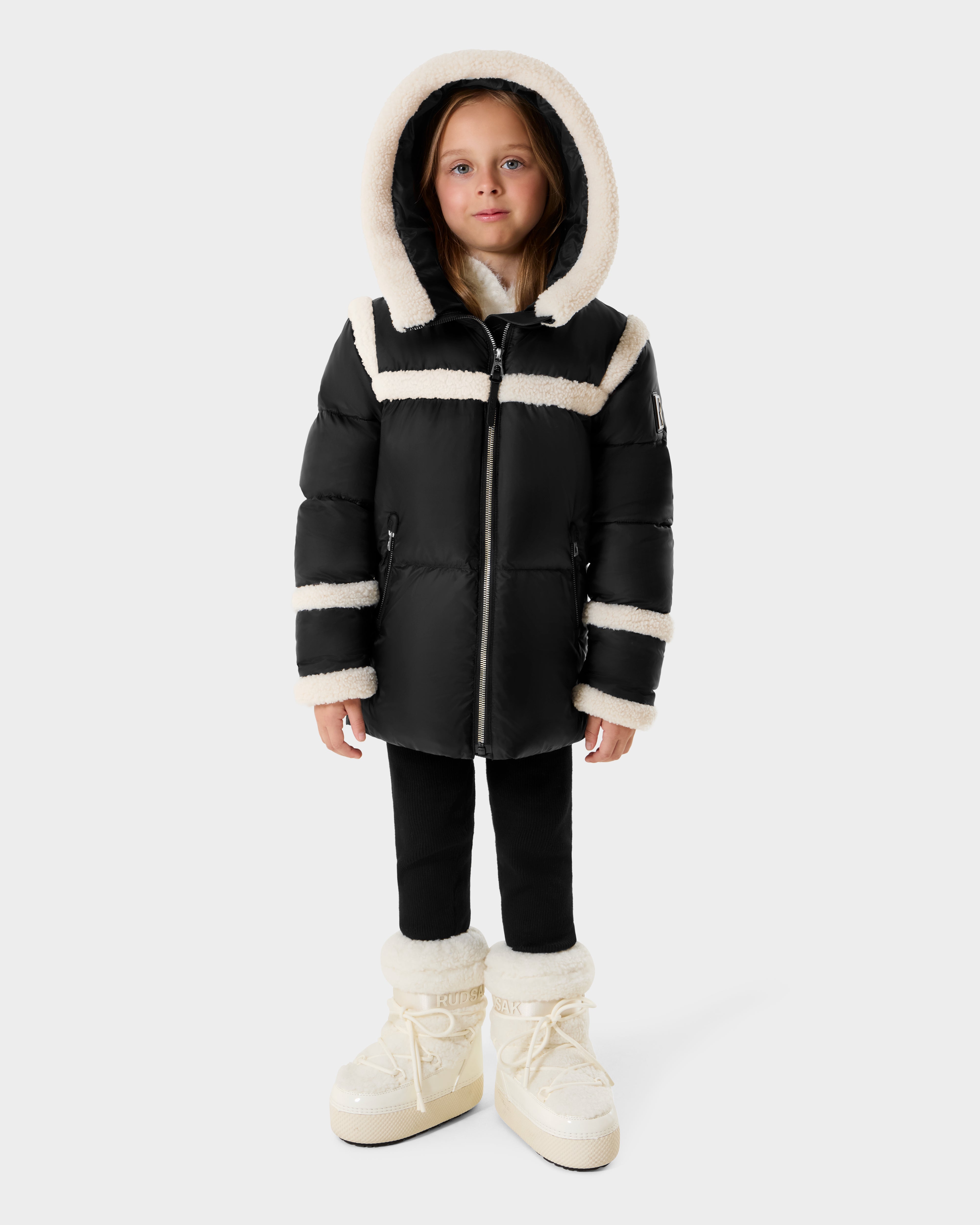 FW25_JulianaK_K125550_Black_Ki