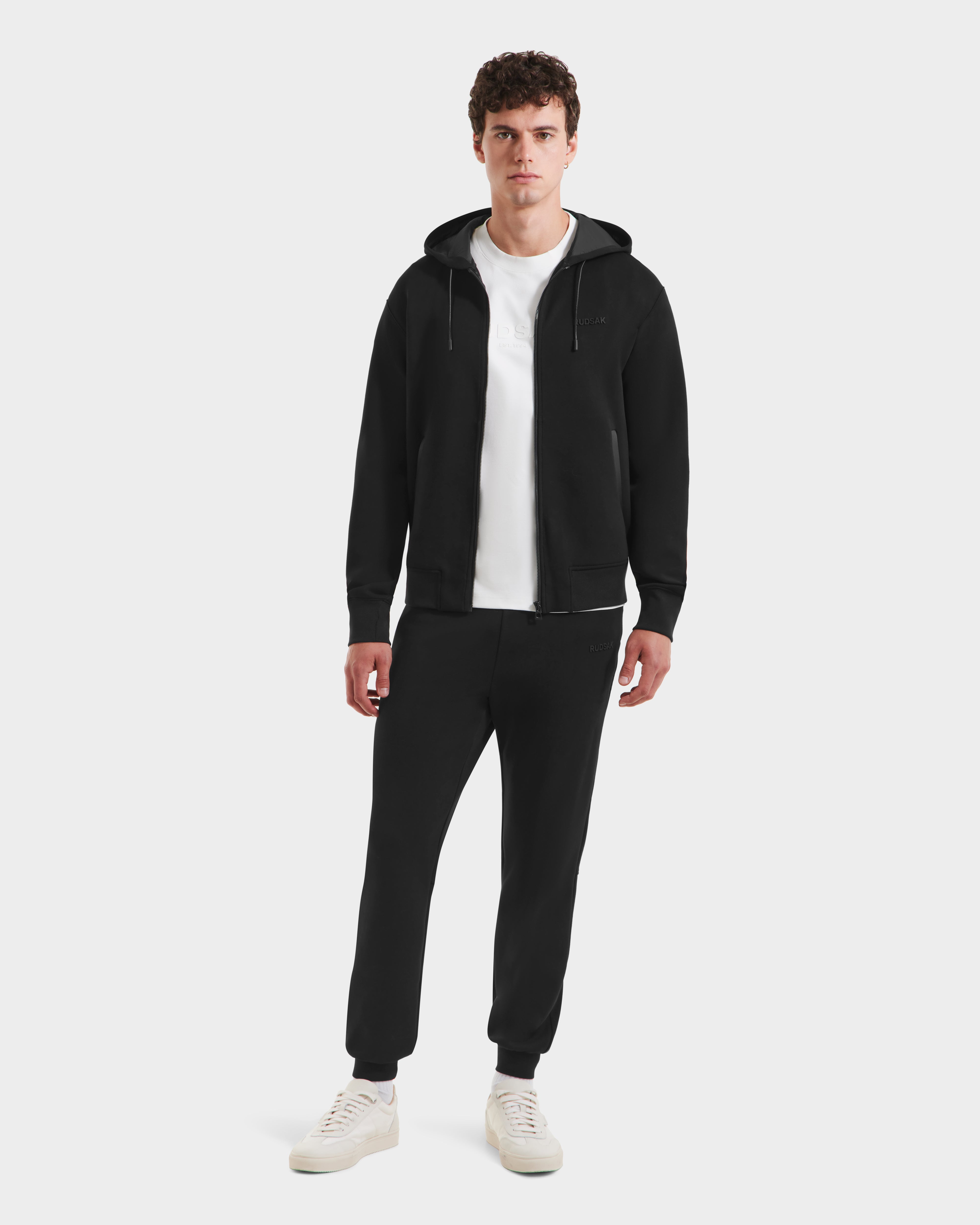 FW25_Levi_9525552_Black_Unisex