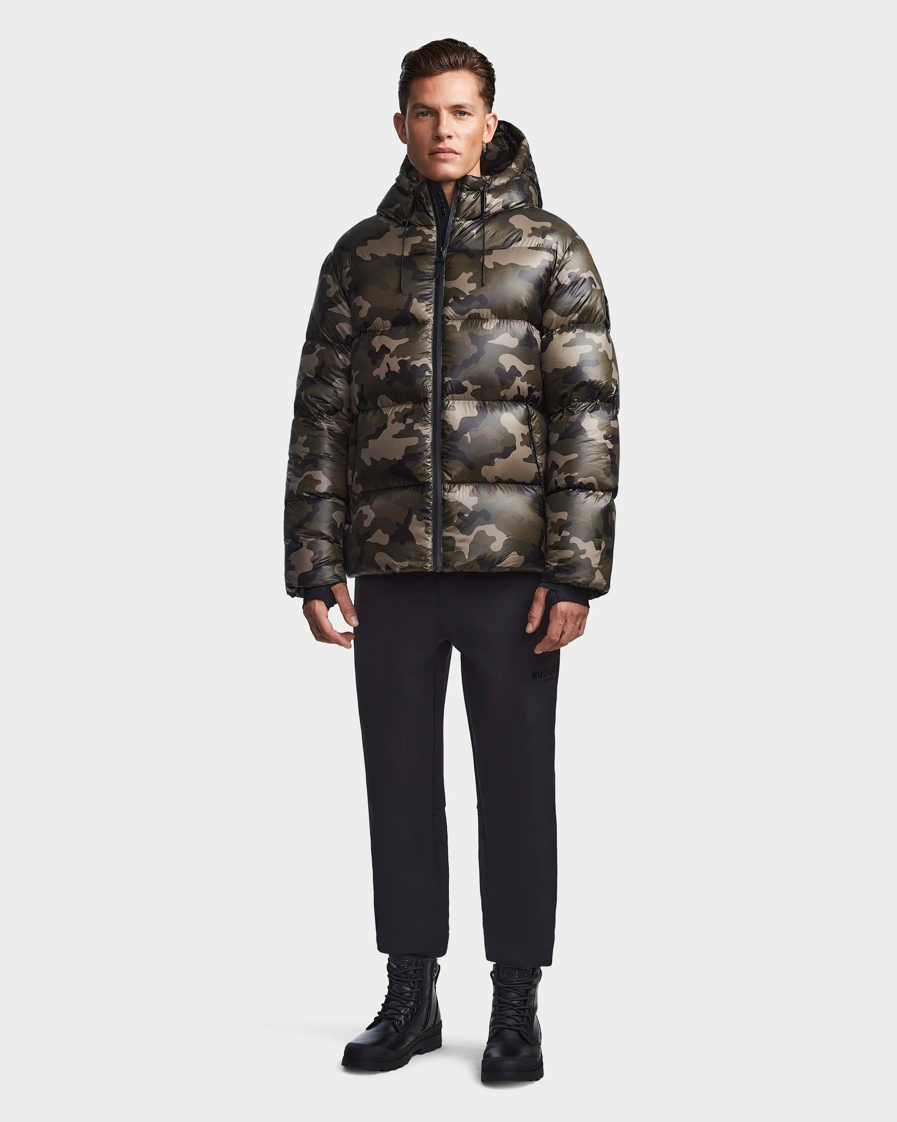 Men's Hooded Everest Puffer Bomber Jacket in Army Camo