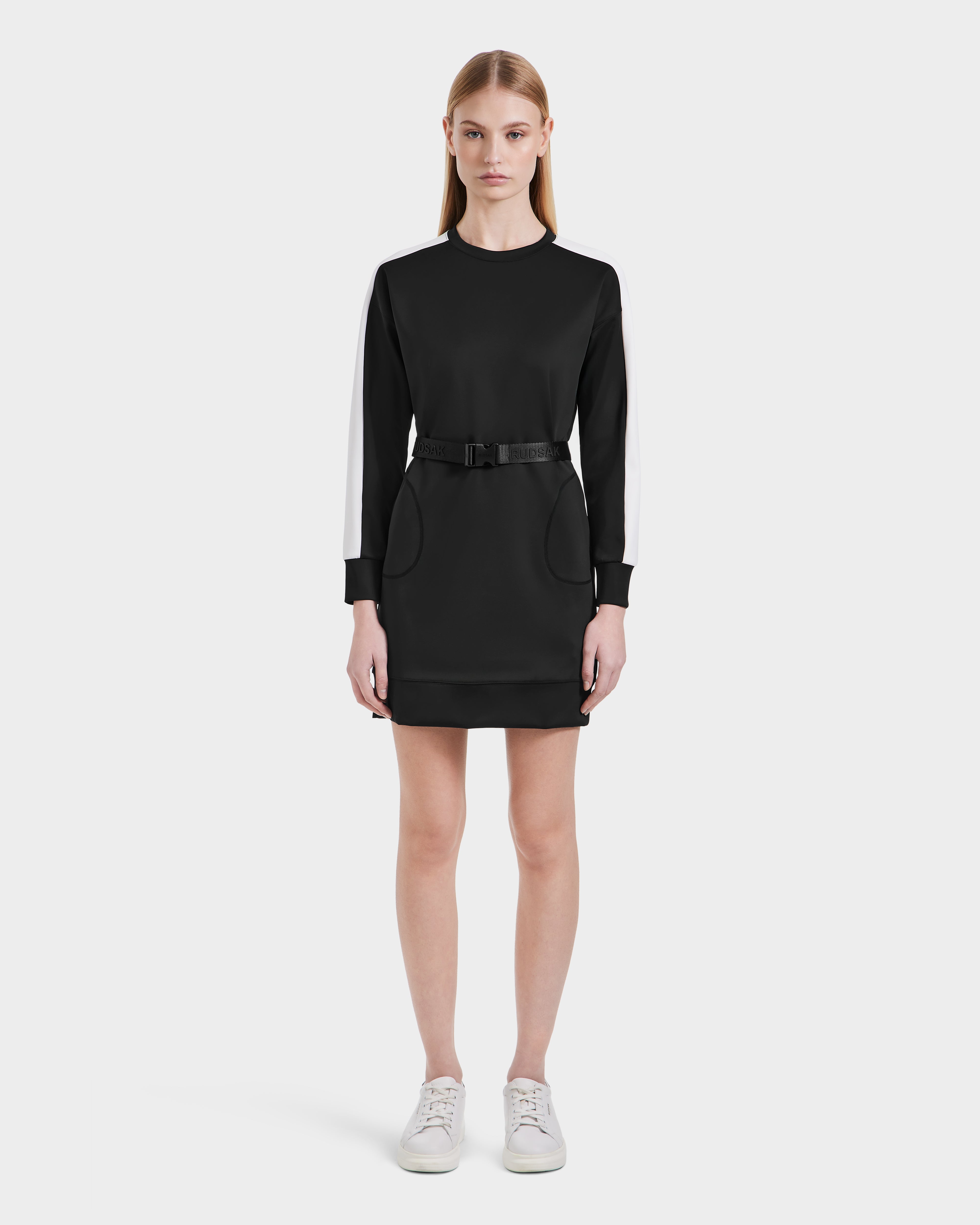 【L'or】Waist tuck Dress Black SETA Women's Black Relaxed Dress - Side Stripe & Versatile Style