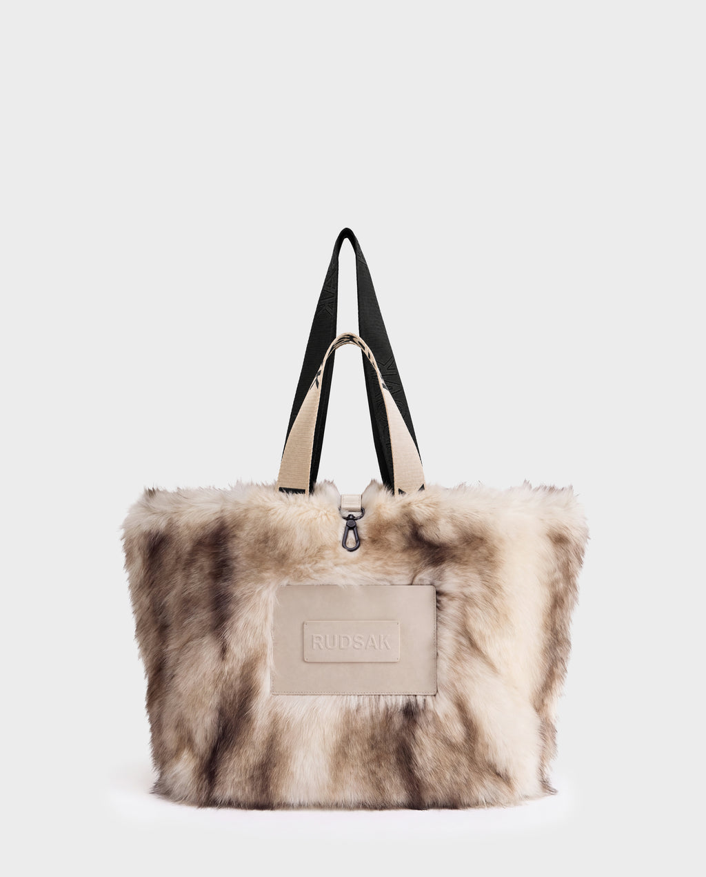 Rudsak ANNIAH - 8325541 Vanilla/Mix Vanilla faux shearling tote bag with a centered rectangular patch and dual-tone shoulder straps made from recycled leather.