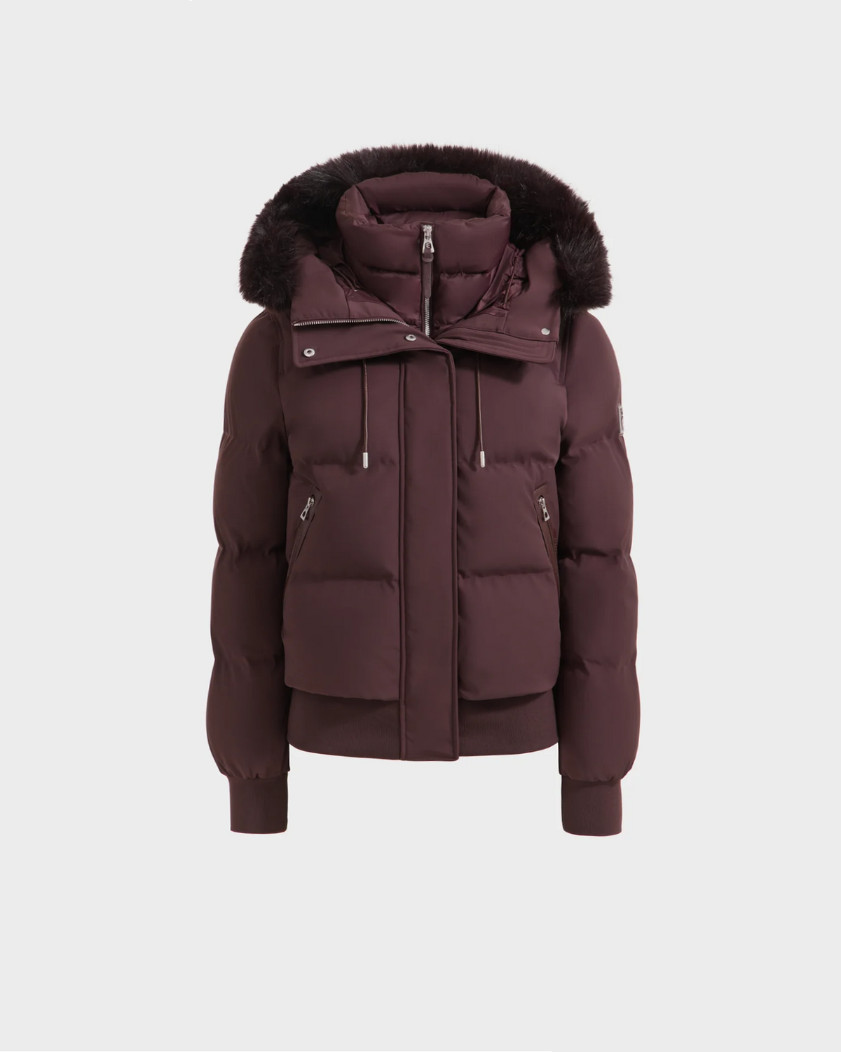 The Rudsak CIEYNA - 8125579 Bordeaux is a winter bomber jacket with a hood and weather-resistant shell, ideal for staying warm and protected on chilly days.