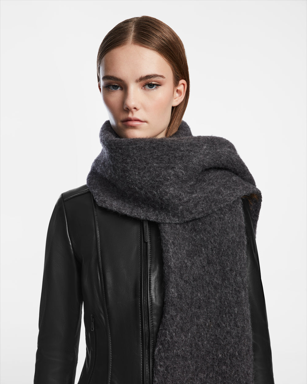 小物 theredthread S fuzzy scarf gray THEREDTHREAD / ザレッドスレッド】S fuzzy scarf