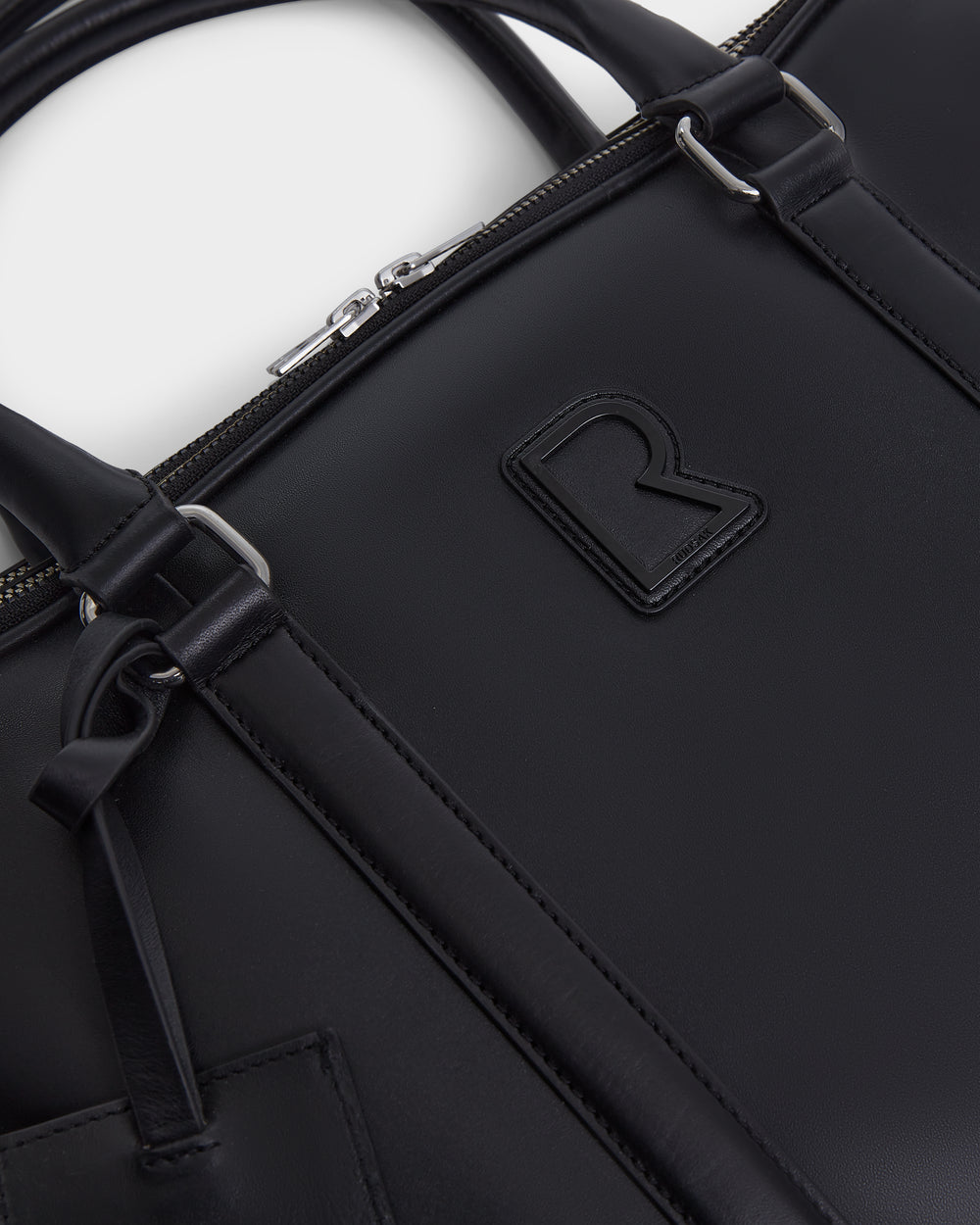 HENRY L - 9323501 Black – Rudsak