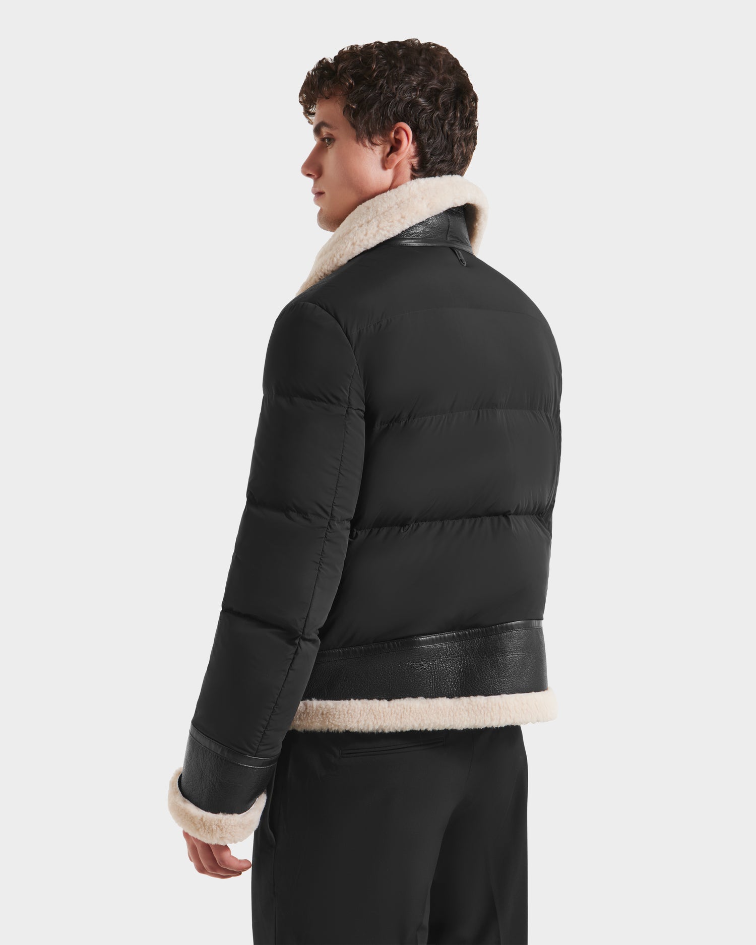 CLAYTON - 6125501 Black