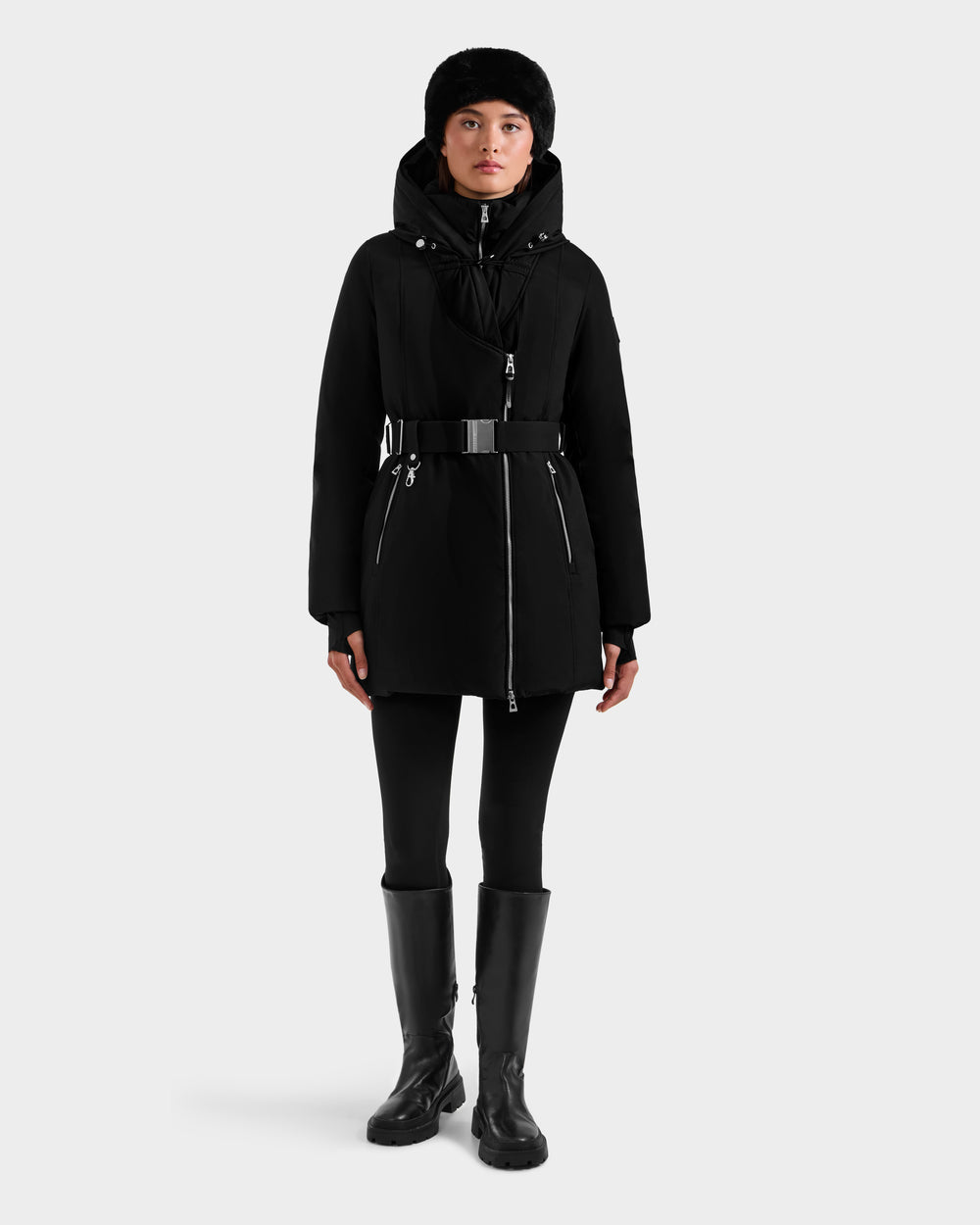 ISELLE Black Outerwear – Stylish & Versatile Layer – Rudsak