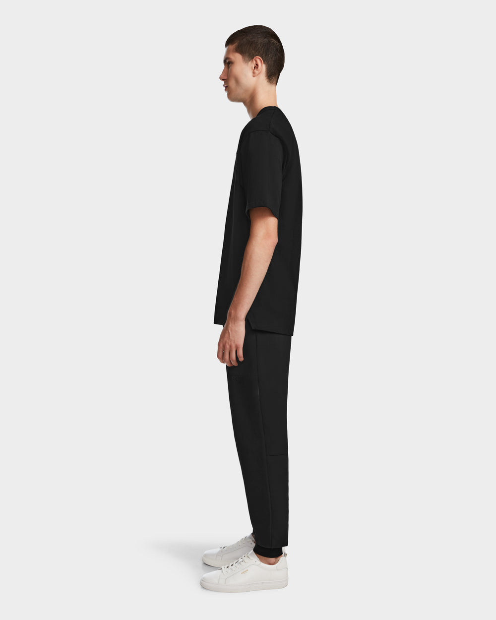 KARTER Oversized Unisex T-Shirt | Premium Black Cotton Tee – Rudsak