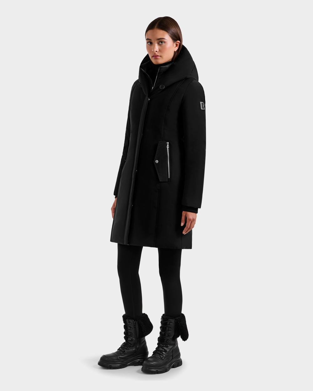 SA12 ヤマダヤ LASUD ACTIVE フード付きロングコート ブラック SARINA L125550 Black Outerwear – Rudsak