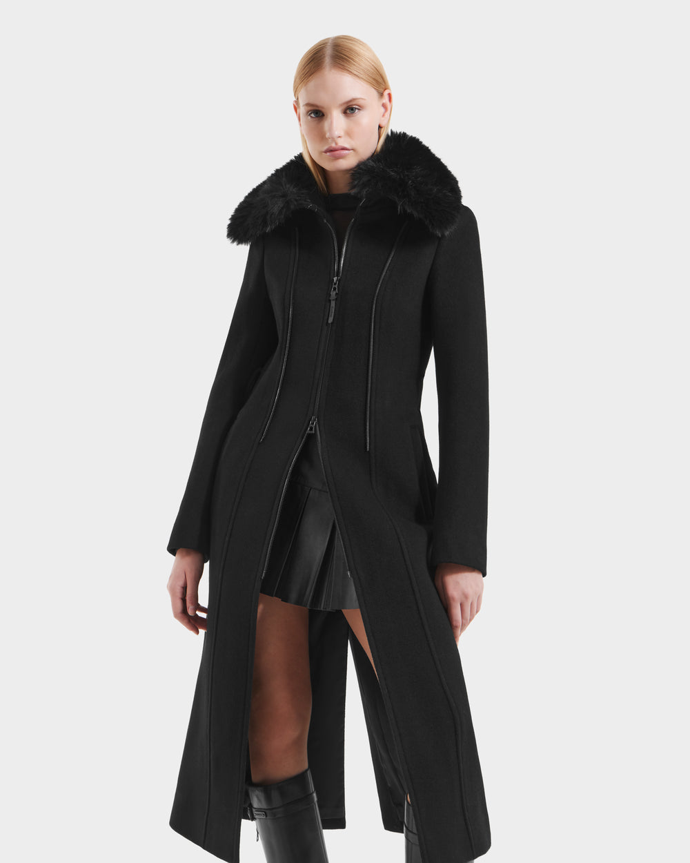 RUDSAK VIRGINIE Women's Long Wool Peacoat - Faux Fur Collar