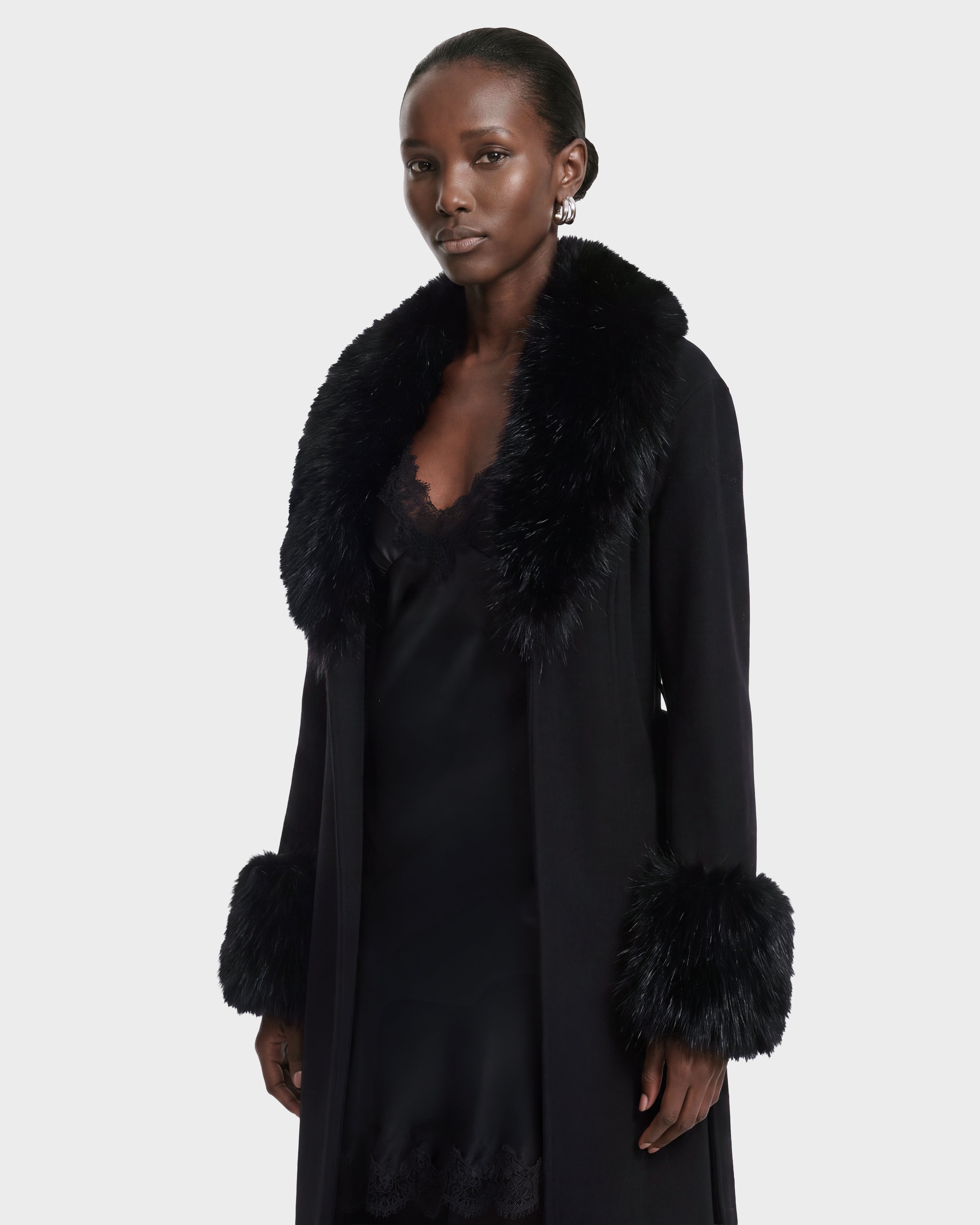 RUDE GALLERY BOA LONG COAT ブラック MARILLA WL - 8126737 Black – Rudsak