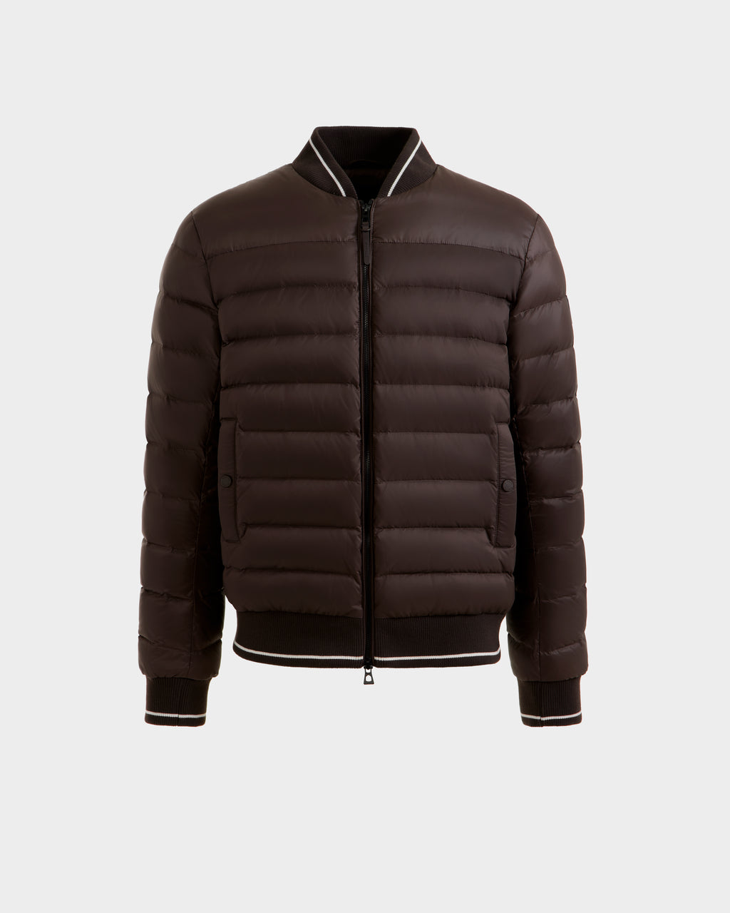The Rudsak JEREMY - 6125025 Espresso is a men’s brown down bomber jacket with premium insulation, front zipper, black ribbed collar, cuffs and hem, plus two side pockets. Shown in lightweight style against a white background.