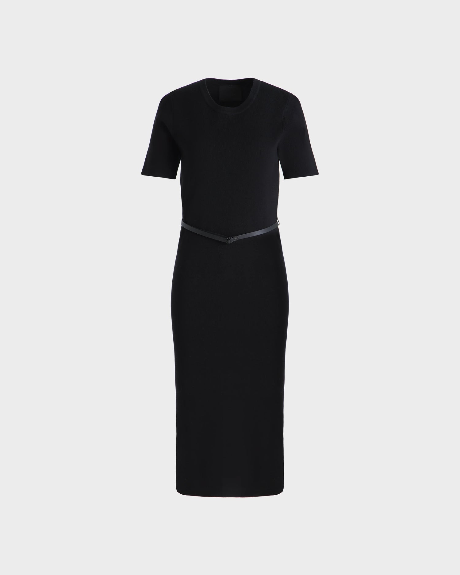 The Rudsak PHYLLIS - 8525043 Black is a women’s black, short-sleeve, knee-length knit dress with a round neckline and thin vegan leather waist belt, shown on a plain white background.