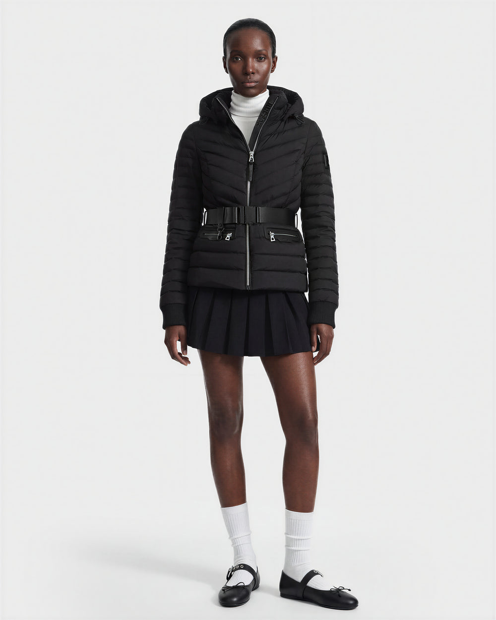 SCARLETT M Black Down Jacket: Sleek Style & Warm Protection – Rudsak