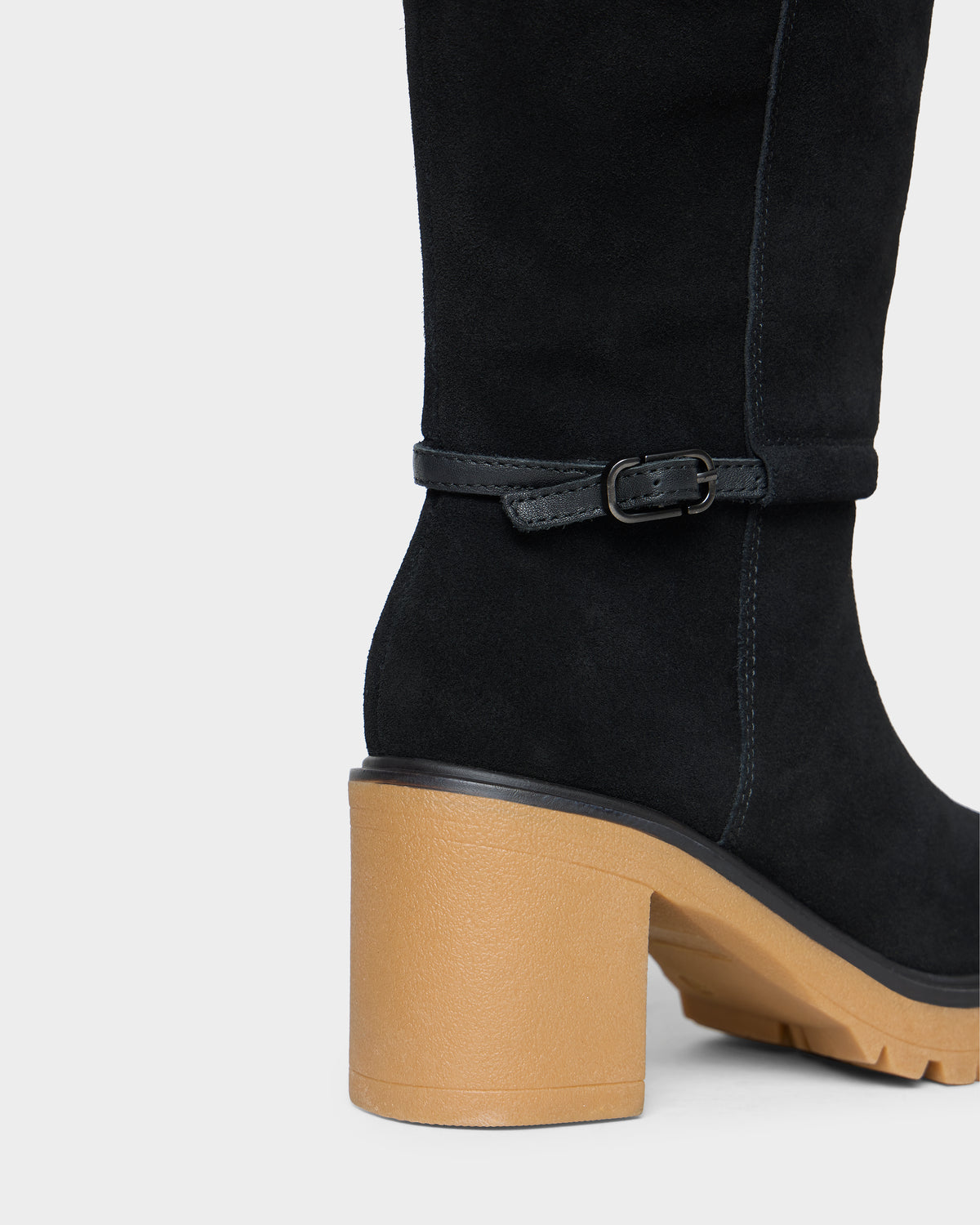 Rudsak STEPRA - 8226524 Black knee-high boot in black suede, featuring a thin buckled ankle strap and a chunky tan block heel with a lugged sole.