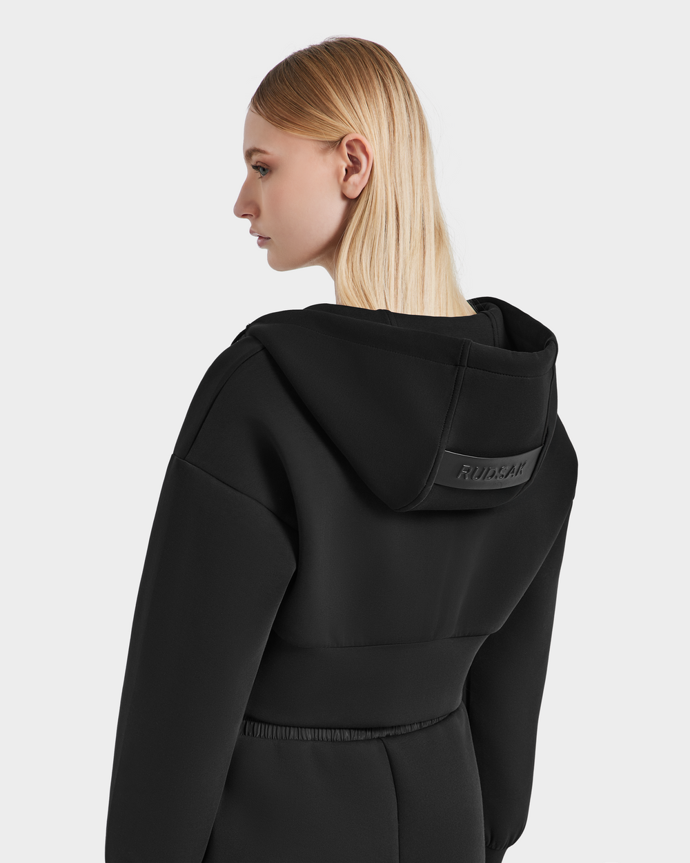 Alaya Rudsak Noir Sweat à capuche Zip Cropped Comfort et style - Main Image