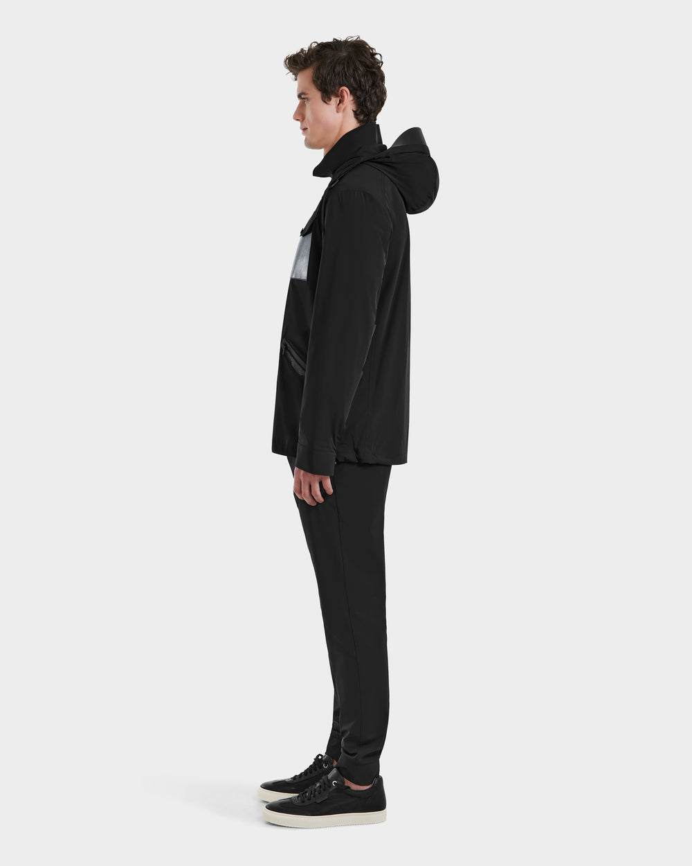 RUDSAK BRIAN Black Lightweight Nylon Trench – Weather-Ready Style