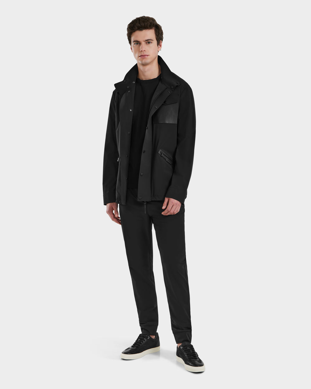 RUDSAK BRIAN Black Lightweight Nylon Trench – Weather-Ready Style