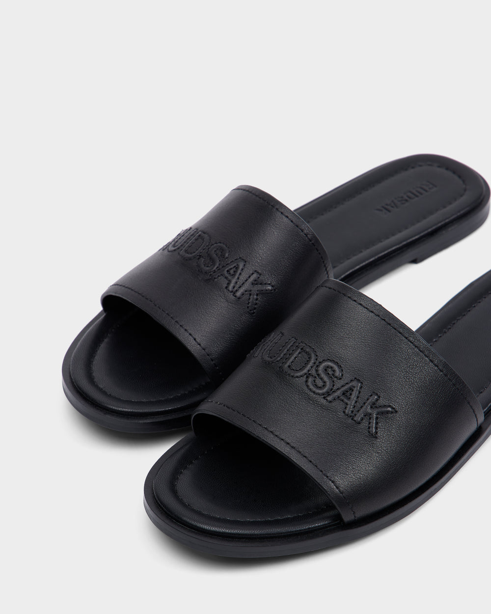 RUDSAK MALIA Black Slide Sandals | Effortless Style & Comfort – Rudsak