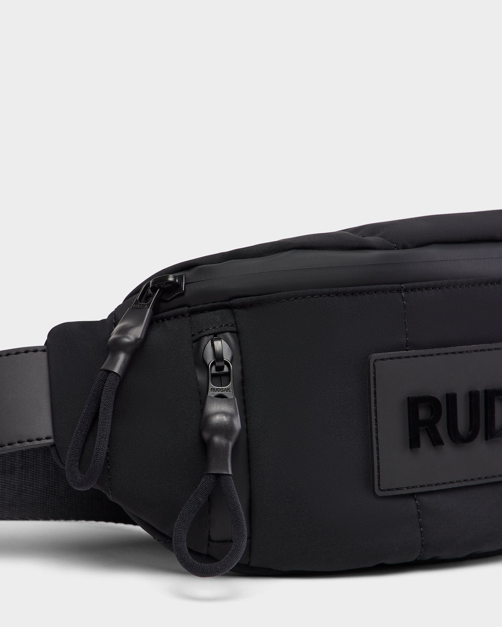 バッグ THE RERACS RERACS BELT BAG black THE RERACS/ザ・リラクス】RERACS BELT BAG 22FW - メルカリ