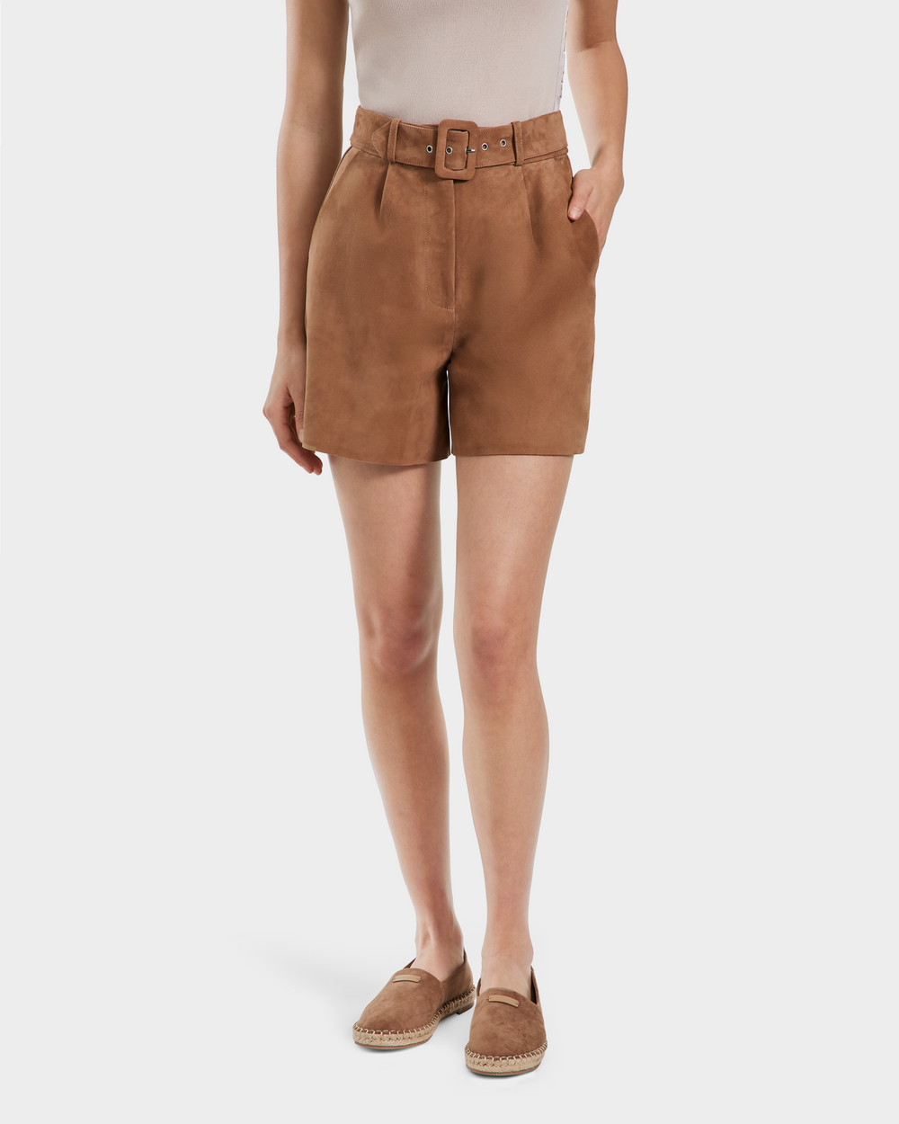 TERRIE SU Women's Pleated Suede Shorts - Almond Luxury Style – Rudsak