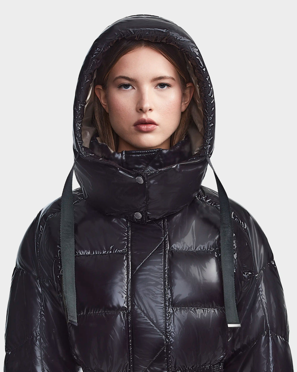 Glossy Shiny Down Jacket Women Winter 90% White Duck Down Coat Female  Puffer Parkas Hooded Waterproof Snow Outwear - Army Green,M : :  Clothing, Shoes & Accessories