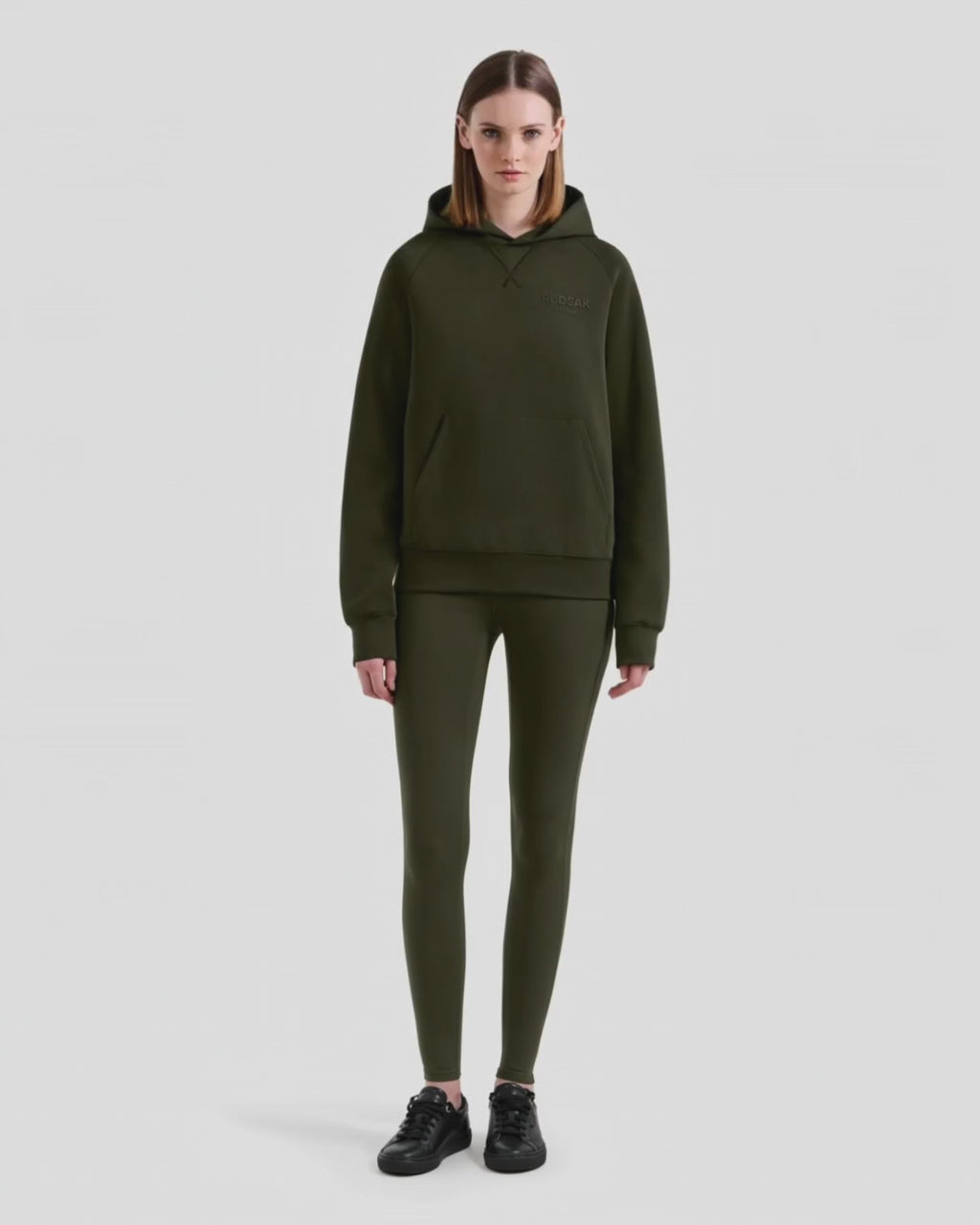 BARRY - 9524011 Dark Olive W