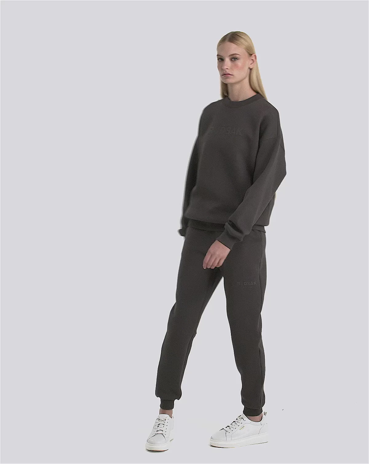BRYN RUDSAK Genderless Cotton Crewneck Sweatshirt - Comfort & Style