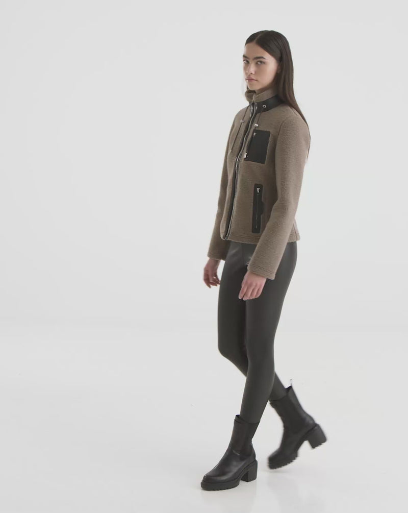 MILANA - 8524604 Cement