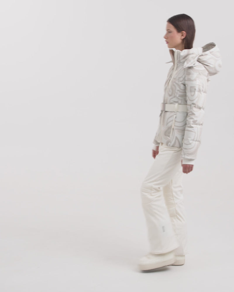 JOANNA P - 8125623 Vanilla Deja vu