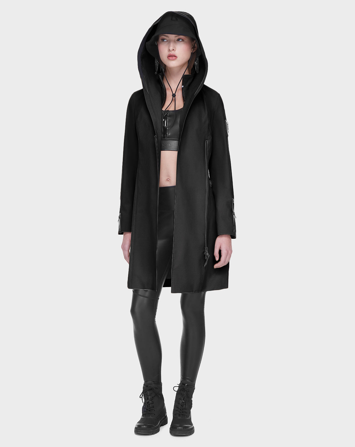 manteau carré noir